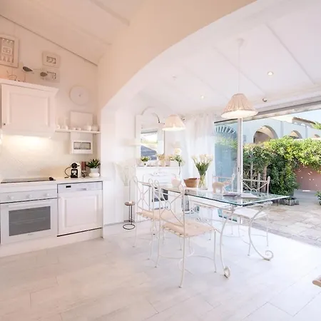 Appartement Charmante Maison Provençale, Résidence Avec Piscine