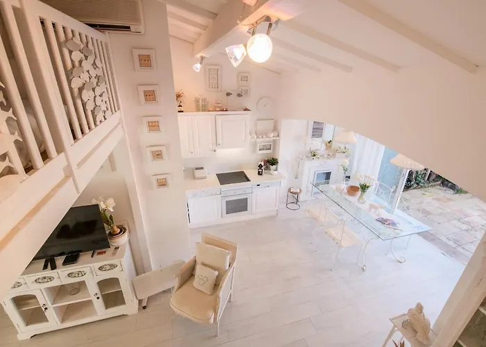 Charmante Maison Provençale, Résidence Avec Piscine *