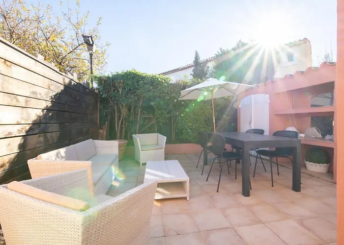 Charmante Maison Provencale, Avec Piscine Saint-Tropez