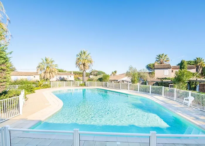 Charmante Maison Provencale, Avec Piscine Apartment Saint-Tropez